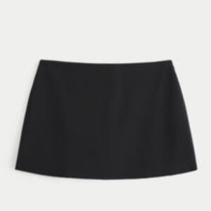 Hollister Mid-Rise Ponte Mini Skort